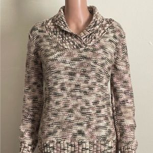 Womens Medium  Sweater Liz Claiborne Very Nice Easy Care Classic Style